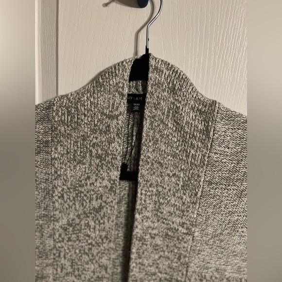 Short Sleeve Loose Overprice Cardigan - Picture 2 of 3